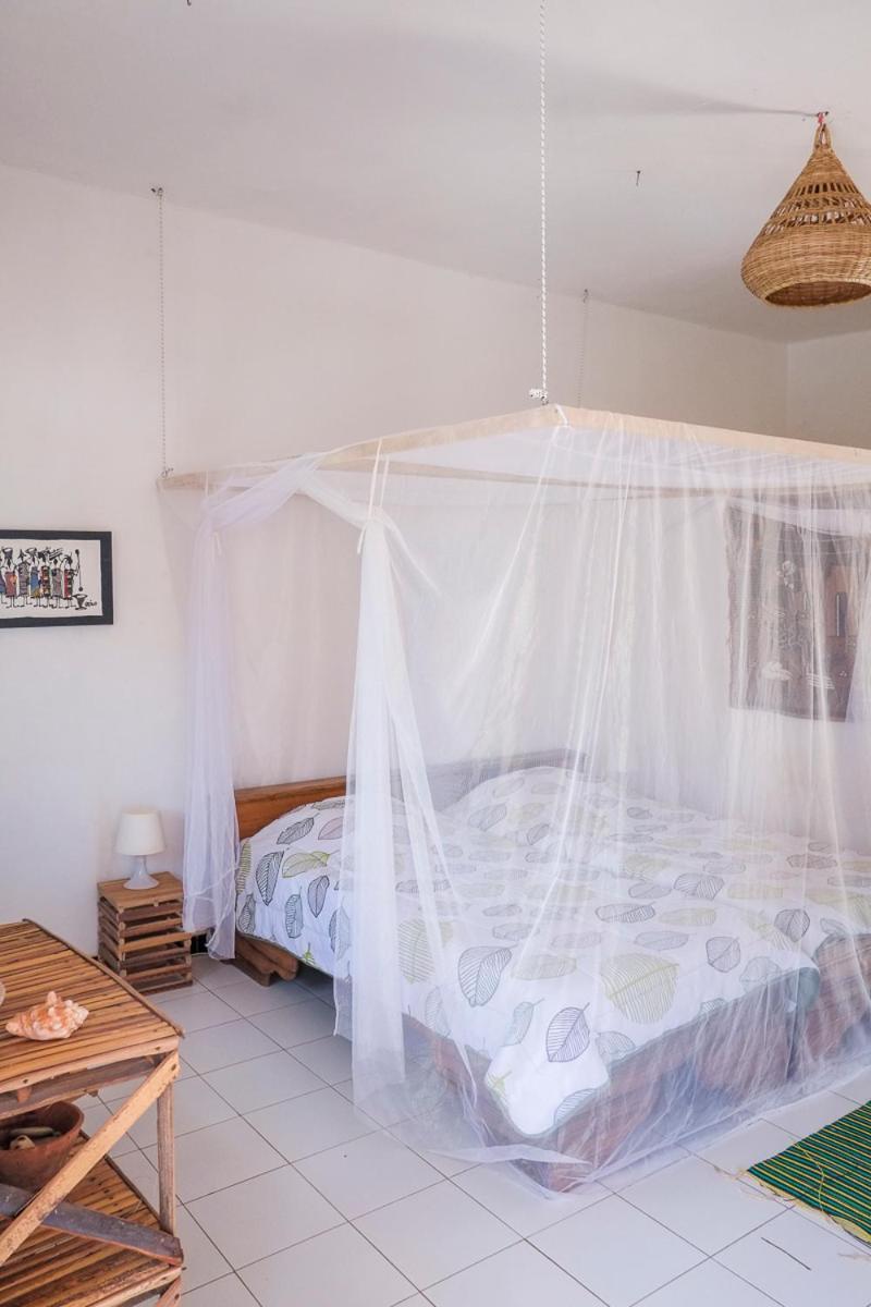Bed and Breakfast Keur Dofie à Toubab Dialo Extérieur photo
