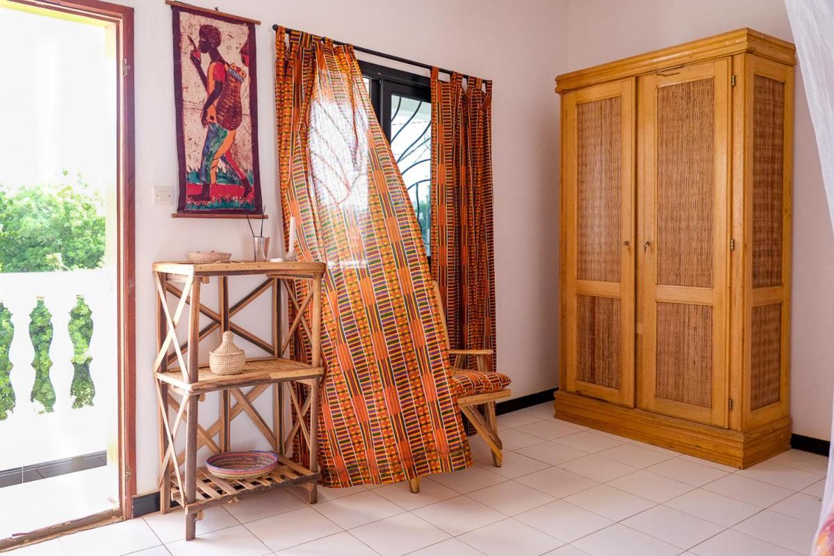 Bed and Breakfast Keur Dofie à Toubab Dialo Extérieur photo